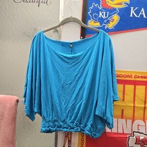 Poliana Plus Turquoise Batwing Top